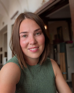 HAYLEY RIELLY HEAD OF HUMAN RESOURCES